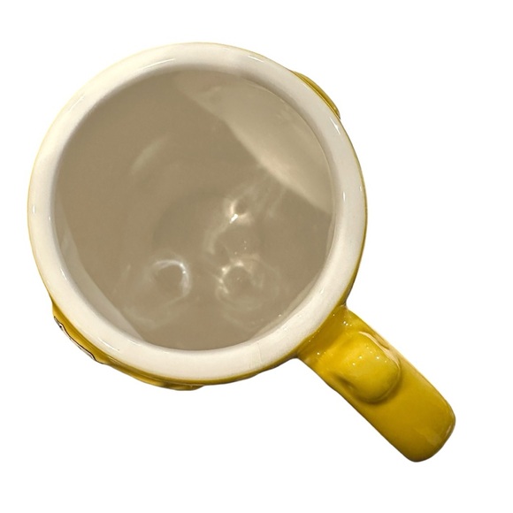 Warner Bros Studio Tour Harry Potter Hufflepuff Crest Yellow Mug - Picture 10 of 11